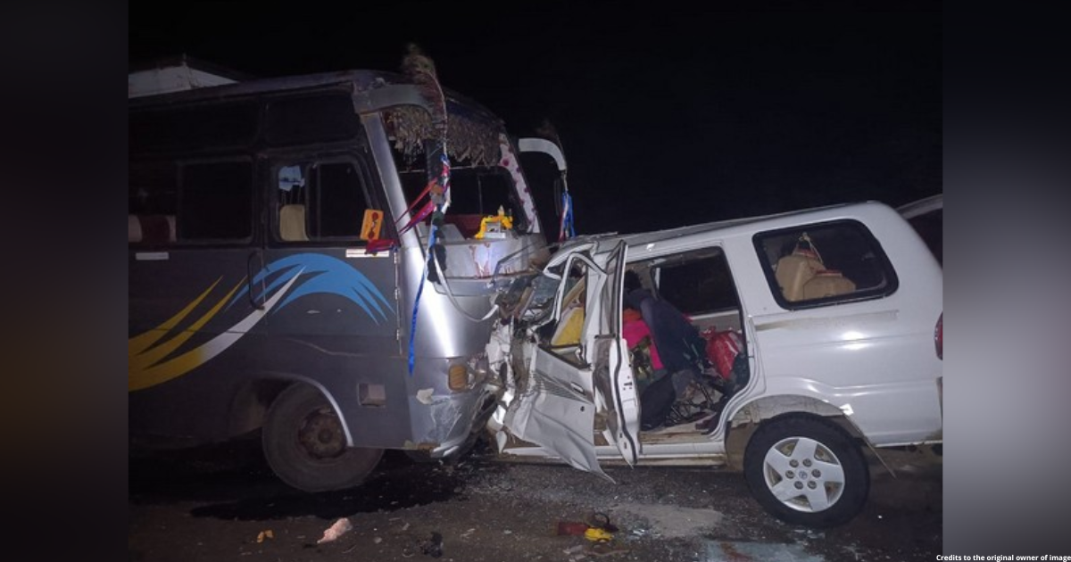 MP: 11 persons killed, 1 injured after an SUV collided with bus in Betul